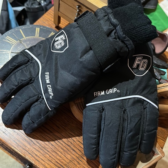 NWOT Firm Grip Cold Weather Work Gloves - Picture 2 of 4